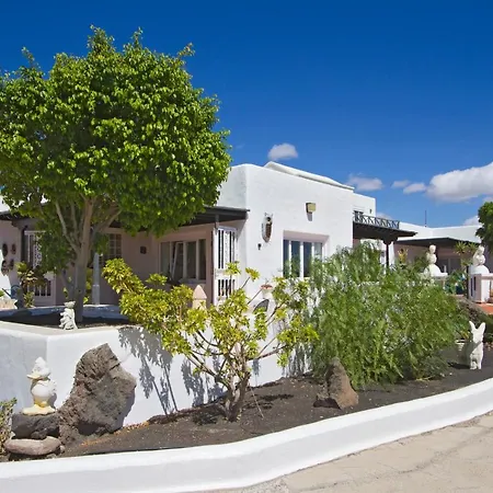 O Pazo Da Xakina Hostel Tias