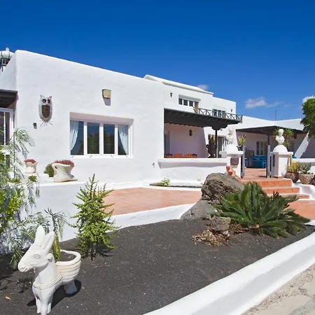 O Pazo Da Xakina Hostel Tías
