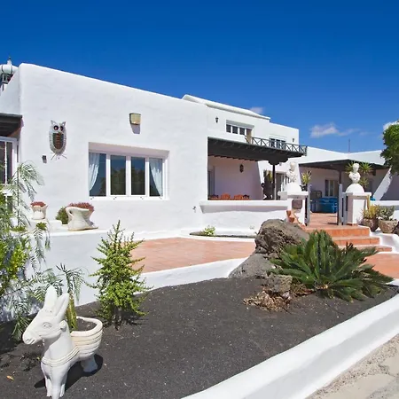 O Pazo Da Xakina Hostel Tías